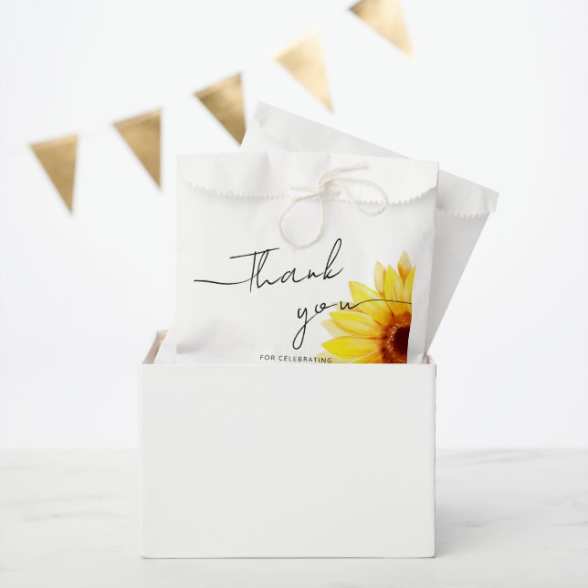 Favour Bags for Modern Bridal Shower (Party)