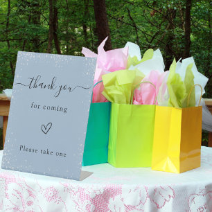 Favour sign dusty blue silver wedding