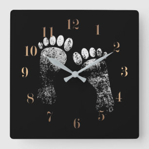Favourite legs square wall clock