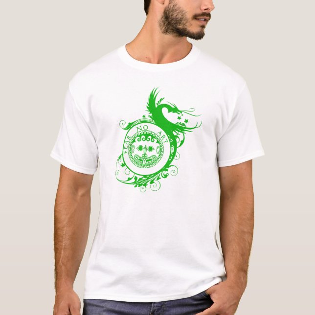 fear no art T-Shirt (Front)
