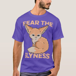 Fear The Slyness Design For A Fennec Fo Lover Prem T-Shirt