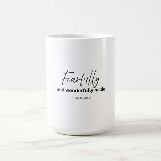 Fearful and Merveilleusement Fabriqué, Mug de café (Centre)
