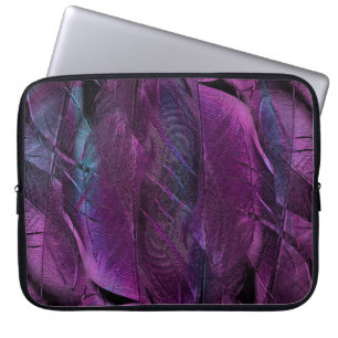 Feather pattern texture form laptop sleeve