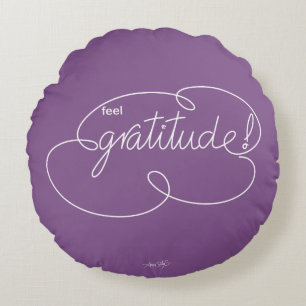 feel GRATITUDE - Bold CloudS - W Round Pillow
