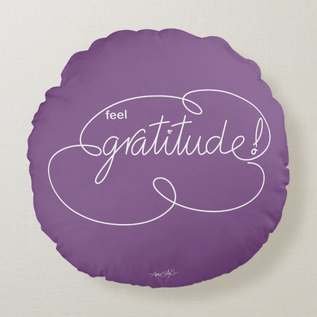 feel GRATITUDE - Bold CloudS - W Round Pillow (Front)