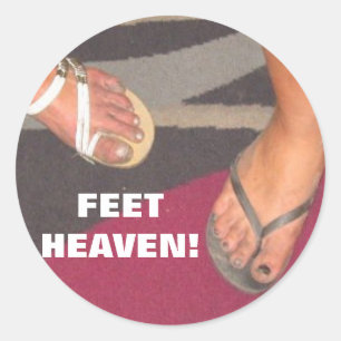 FEET HEAVEN! CLASSIC ROUND STICKER
