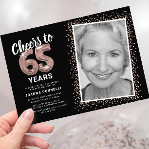 Félicitations pour 65 Ans Invitation Photo Rose Go