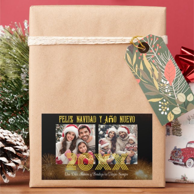 Feliz Navidad y Año Nuevo Elegant Script Photo  Sticker (Holiday)