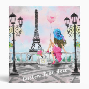 Femme à Paris Tour Eiffel Texte Classeur et person