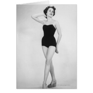 Femme dans le corset noir