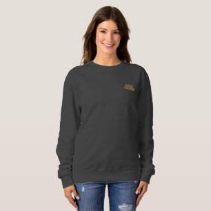 femme plongée dans la boue sweatshirt gris poche