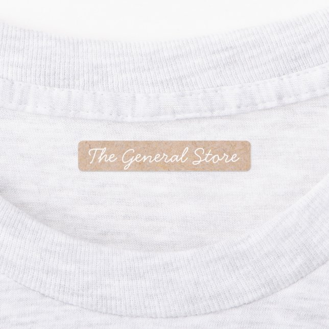 Fer Kraft simple et propre sur Étiquette de vêteme (Apposé)