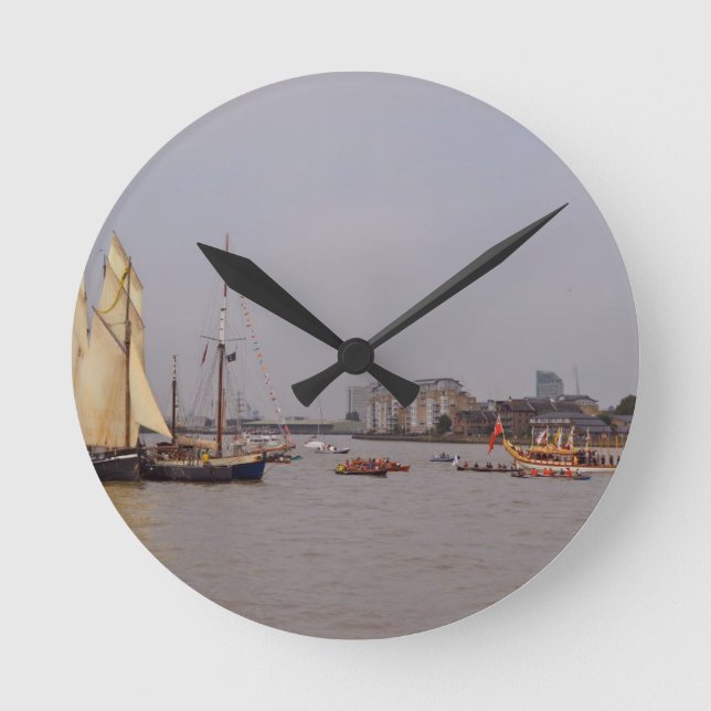 Festival in Greenwich Round Clock (Front)