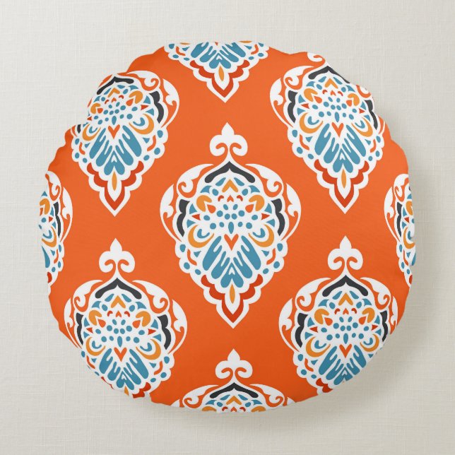 Festive damask vintage pattern, elegant design. round pillow (Front)