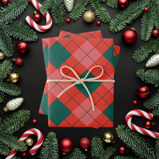 Festive Red and Green Plaid Wrapping Paper Sheet (Creator Uploaded)