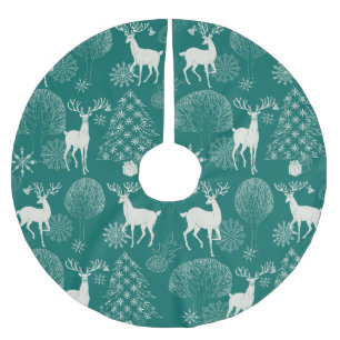 Festive red Christmas, winter forest. Brushed Polyester Tree Skirt