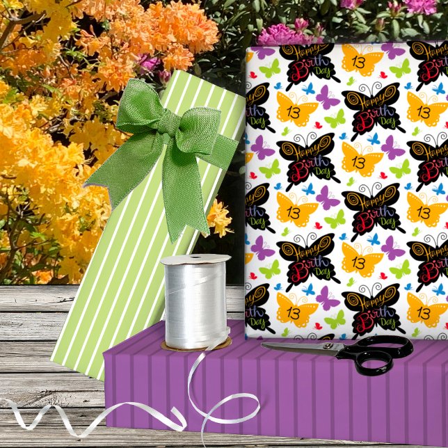 Feuille De Papier Cadeau 13e anniversaire papillons à la main (Créateur téléchargé)