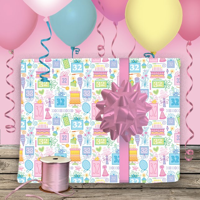 Feuille De Papier Cadeau 32e anniversaire Pastel Pink Cake présente des bal (Créateur téléchargé)