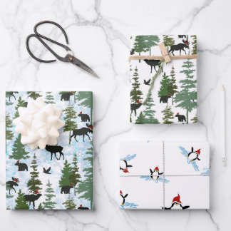 Feuille De Papier Cadeau Animaux de la forêt avec des chapeaux de Père Noël