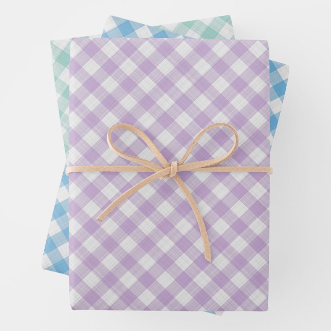 Feuille De Papier Cadeau Aqua clair Turquoise Vert bleu rose En vichy (En situation)