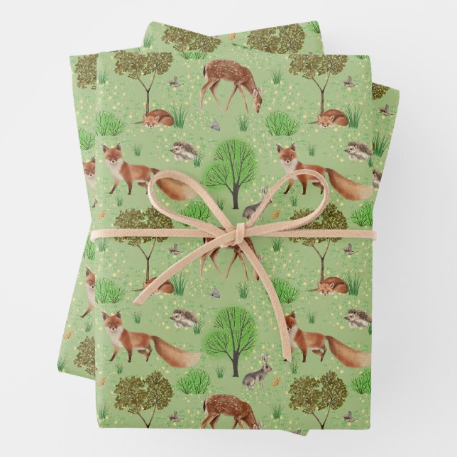 Feuille De Papier Cadeau Aquarelle moderne mignonne Bois Animaux Pré (En situation)