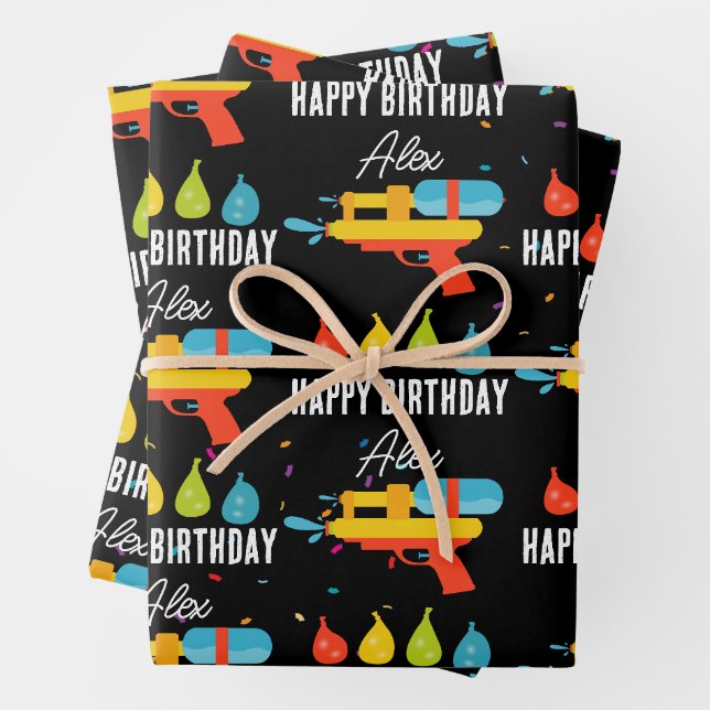 Feuille De Papier Cadeau Arme à eau et ballons fête d'été (En situation)