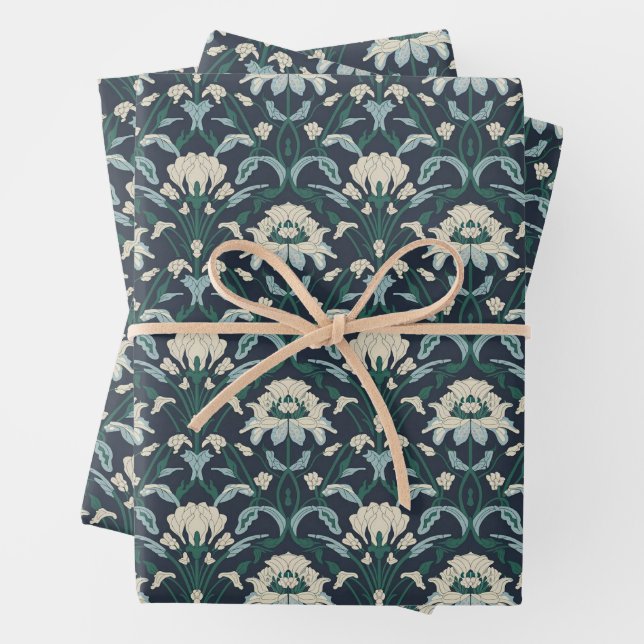 Feuille De Papier Cadeau Art Nouveau Floral Blue Cream Green (En situation)