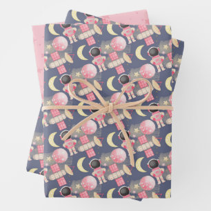 Feuille De Papier Cadeau Astronaut Motif de fille spatiale