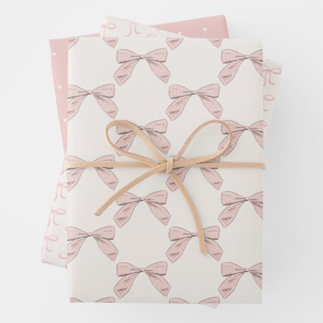 Feuille De Papier Cadeau Baby shower de fille élégante à poitrine rose pâle (En situation)