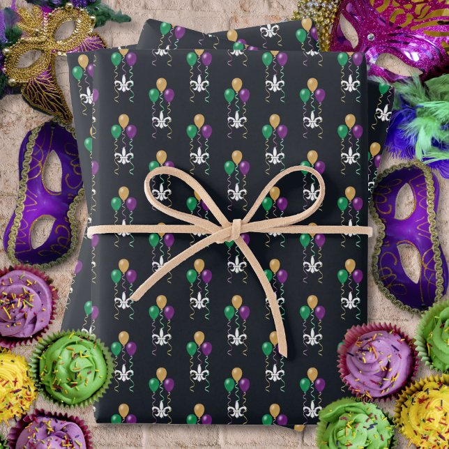 Feuille De Papier Cadeau Balloons Mardi Gras Blanc FleurDeLis sur Graphite (Mardi Gras White FleurDeLis Balloons on Graphite Wrapping Paper Sheets by Leapfroglisics Shop)