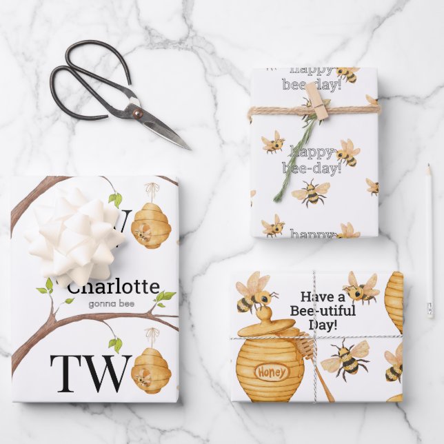 Feuille De Papier Cadeau Bee Turning Two Birthday Gift (Recto)