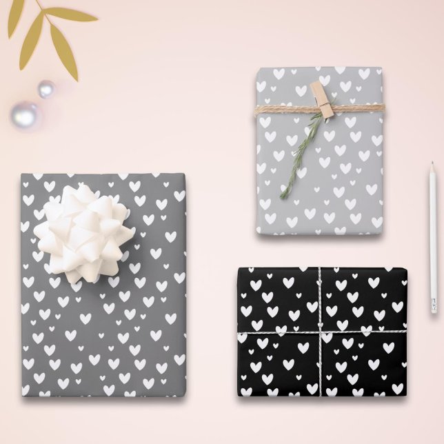 Feuille De Papier Cadeau Black White Heart Motif Saint Valentin (Créateur téléchargé)