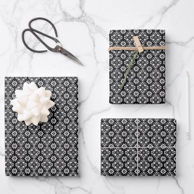 Feuille De Papier Cadeau Boho Chic noir et blanc motif floral (Recto)
