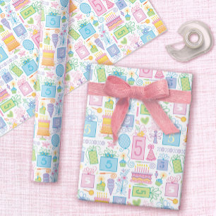 Feuille De Papier Cadeau Cake présente des ballons 5e anniversaire