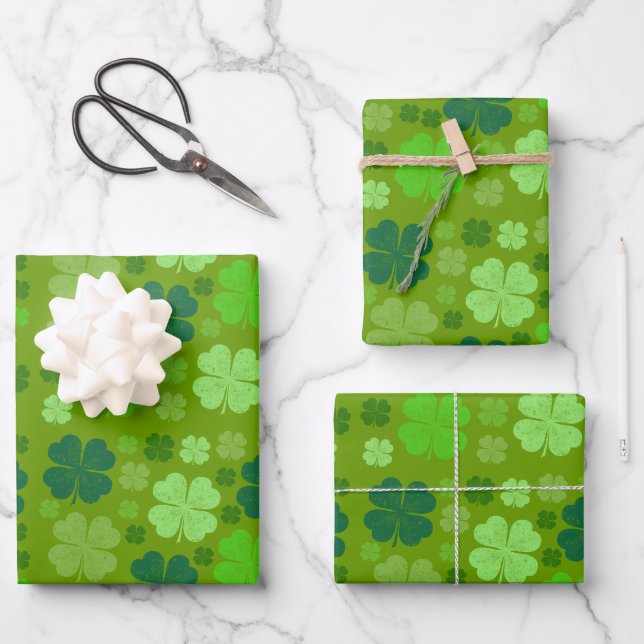 Feuille De Papier Cadeau Clovers verts, Lucky Clovers, Saint Patrick's Day (Recto)