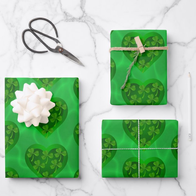 Feuille De Papier Cadeau Coeur vert avec Shamrock (Recto)