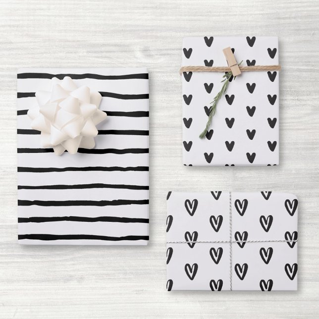 Feuille De Papier Cadeau Coeurs et lignes noirs et blancs (Créateur téléchargé)