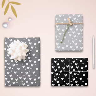 Feuille De Papier Cadeau Coeurs noir et blanc