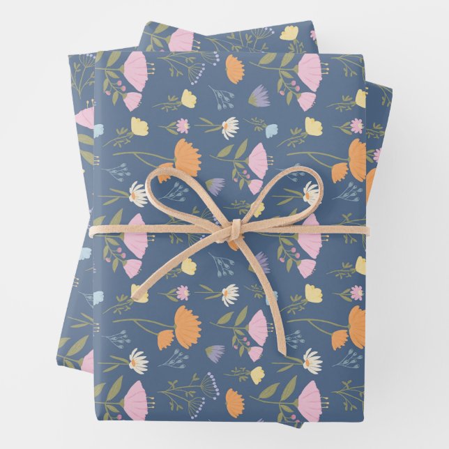 Feuille De Papier Cadeau Colourful meadow on blue (En situation)