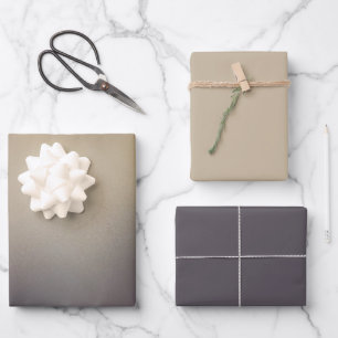 Feuille De Papier Cadeau Conception éclairée par la lumière de l'aube