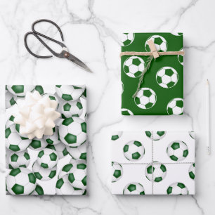 Feuille De Papier Cadeau coordination des motifs mettre des balles de footb