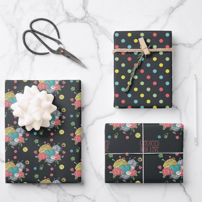 Feuille De Papier Cadeau Crochet de coeur Motif Crochetée Avec Amour (Recto)