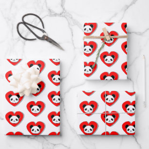 Feuille De Papier Cadeau Cute Panda Bear Dans Le Coeur Rouge