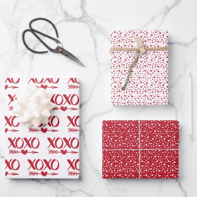 Feuille De Papier Cadeau Cute Red & White XOXO Coeurs Saint Valentin (Recto)