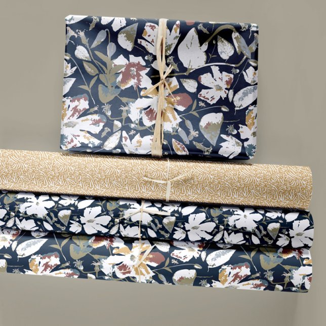 Feuille De Papier Cadeau Découpage Floral Clematis (Elegant Floral Trio Navy Rust Clematis Flowers Wrapping Paper Sheets by Studio Posies.)