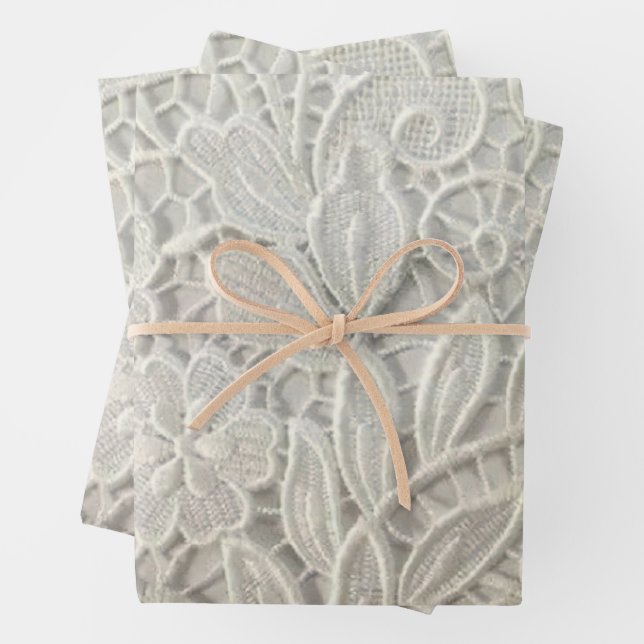 Feuille De Papier Cadeau dentelle blanche (En situation)