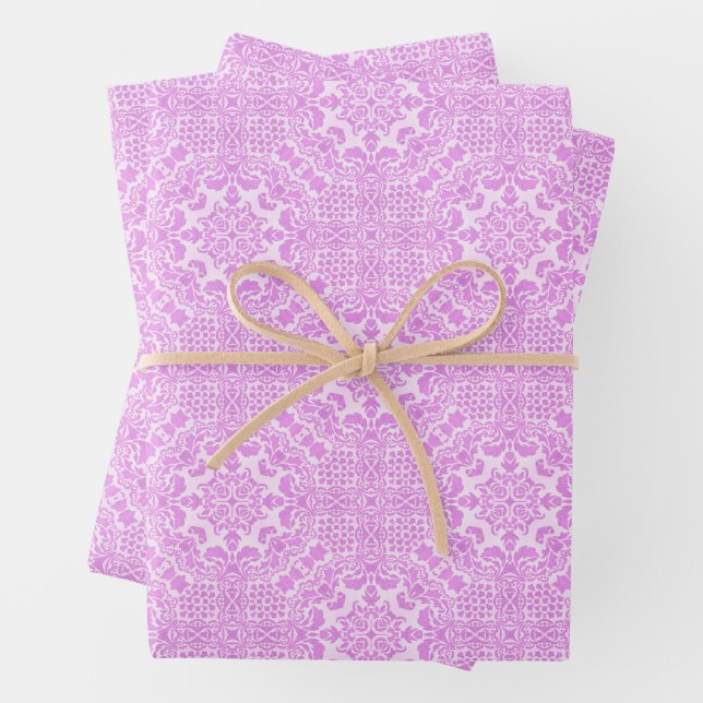 Feuille De Papier Cadeau Dentelle rose (En situation)