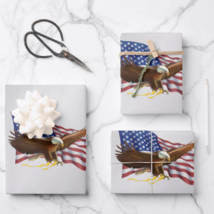 Feuille De Papier Cadeau Drapeau américain et argent d'aigle
