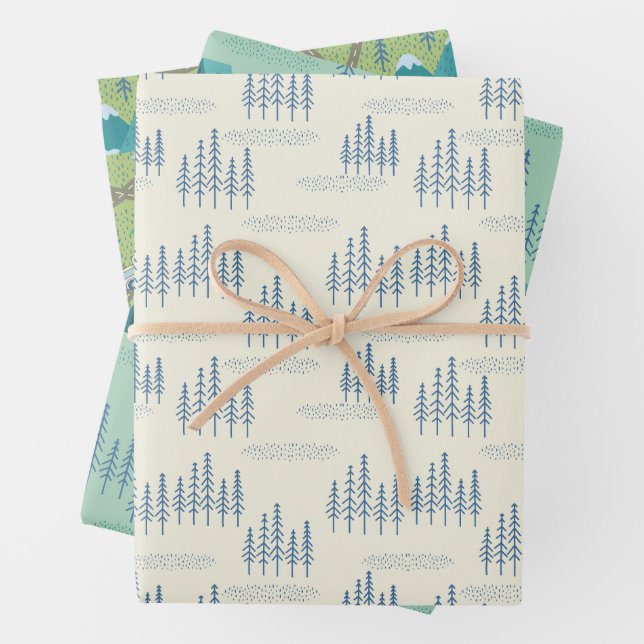Feuille De Papier Cadeau élégant motif de carte forestière (En situation)