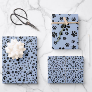 Feuille De Papier Cadeau Empreintes de pattes noirs en bleu clair